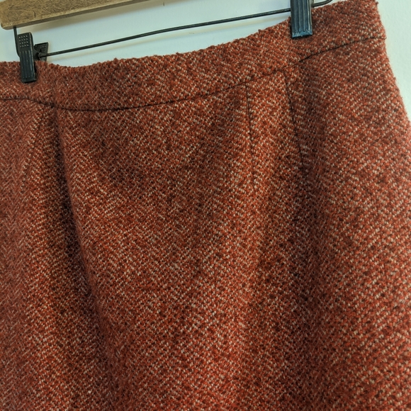 {Dolce & Gabbana} Wool Skirt - Picture 2 of 7